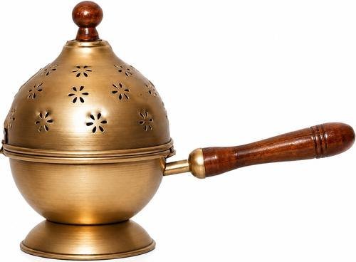 Iron loban daan, gold finish, wooden handle, catalogue code IR-019